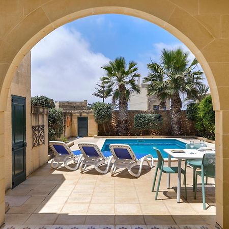 Dar Ta' Censina Villa With Private Pool Ghasri  Bagian luar foto