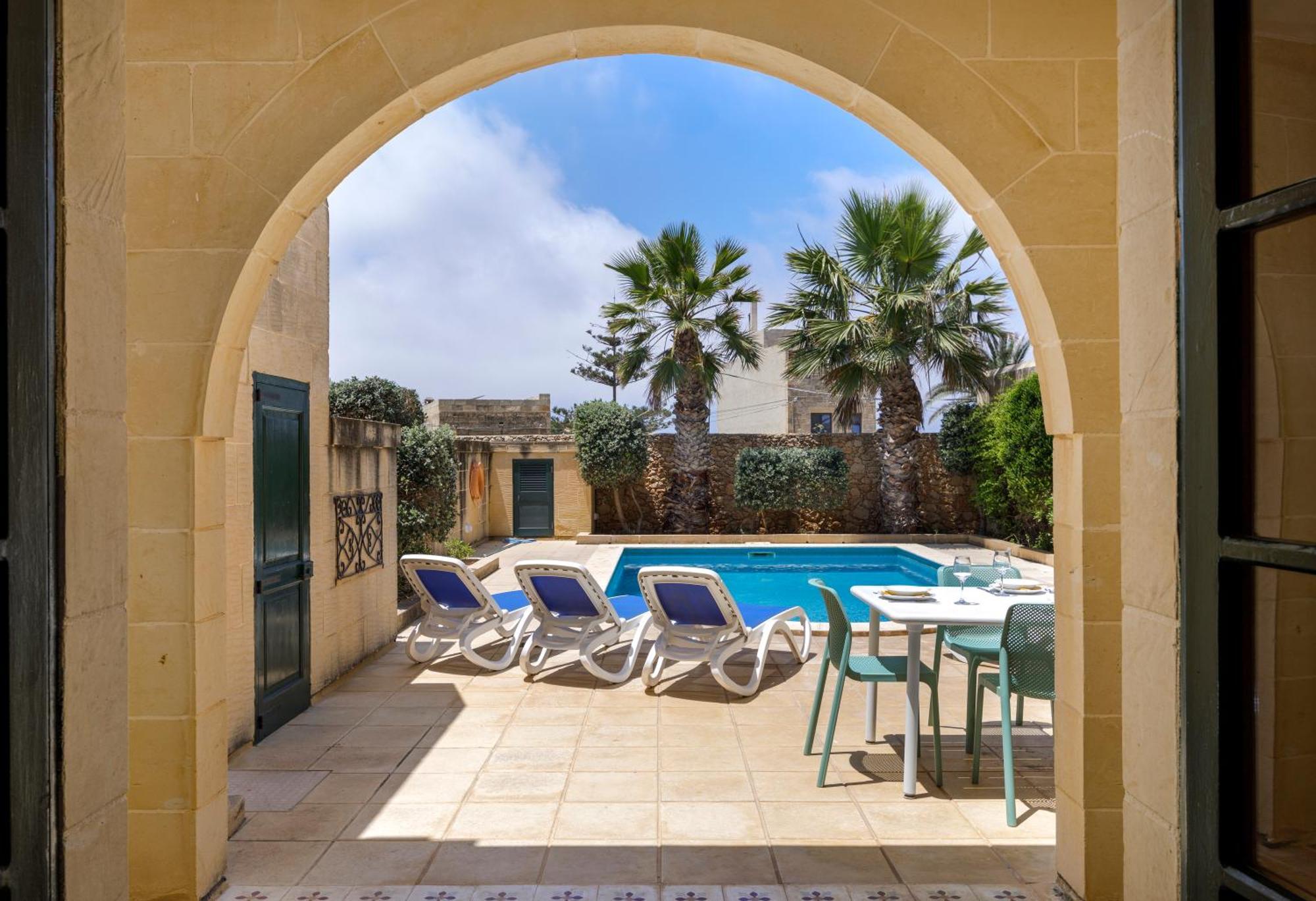 Dar Ta' Censina Villa With Private Pool Ghasri  Bagian luar foto
