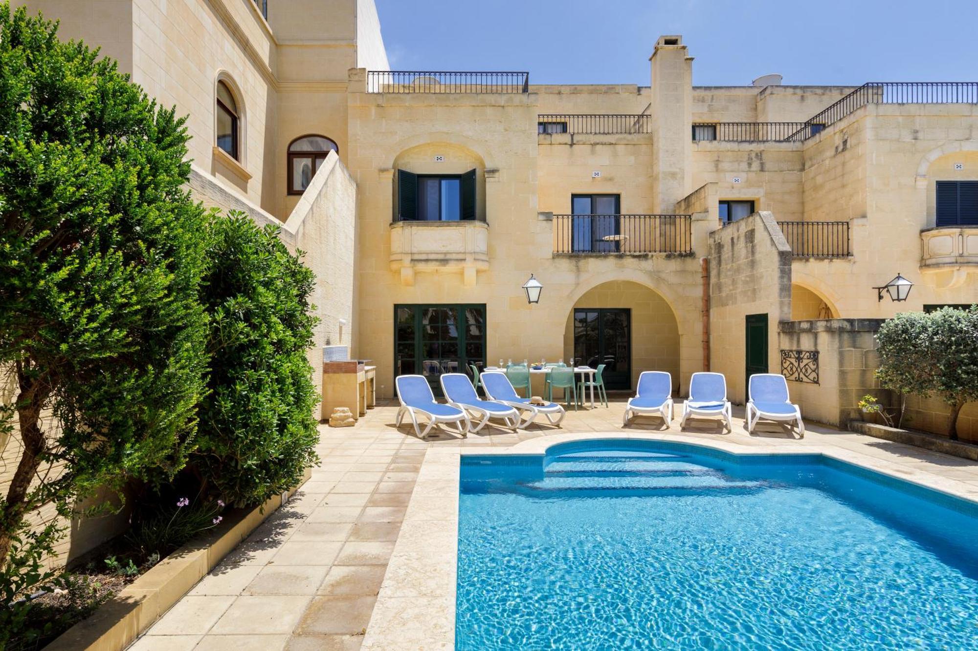 Dar Ta' Censina Villa With Private Pool Ghasri  Bagian luar foto