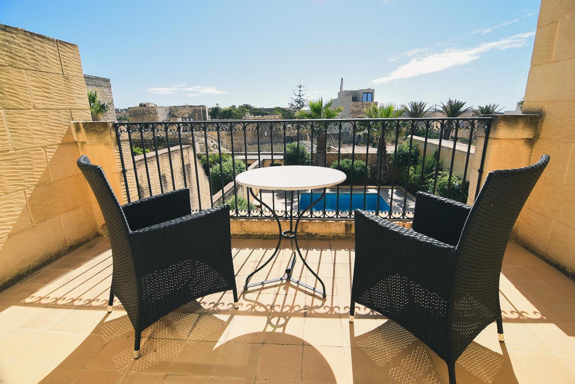 Dar Ta' Censina Villa With Private Pool Ghasri  Bagian luar foto